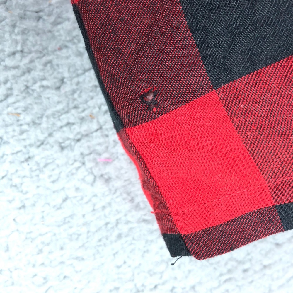 Disney Mickey Mouse Christmas Pajama Top Red Black Buffalo Plaid Toddler Size 3 - Picture 7 of 13
